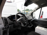 2018 FORD TRANSIT T-150 130" CREDIT BAIL DISPONIBLE 2018 FORD TRANSIT T-150 130" Low Rf 8600 GVWR Sl... (image 3)