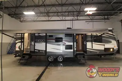 MVSA #40458 ALL TYPES OF CREDIT ACCEPTED Specifications and Features: Length (ft): 33'7 Interior Hei...