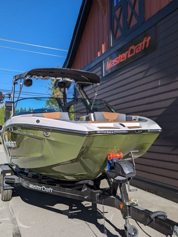 2024 Mastercraft XT20 in Powerboats & Motorboats in Chilliwack - Image 2