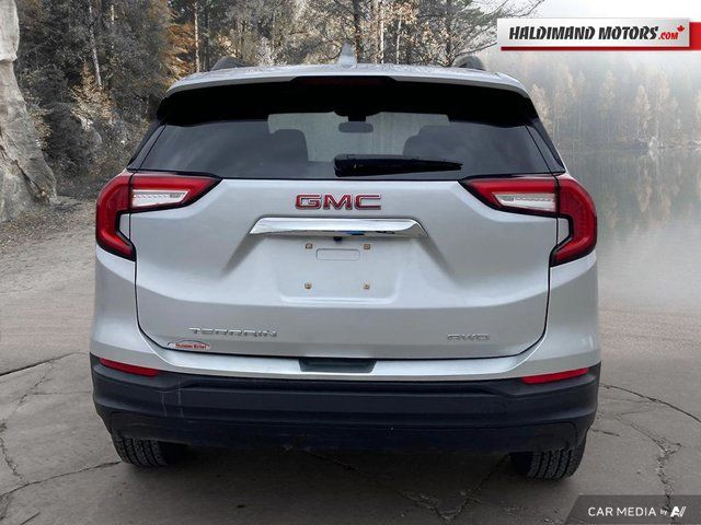 2022 GMC Terrain SLE in Cars & Trucks in Hamilton - Image 4