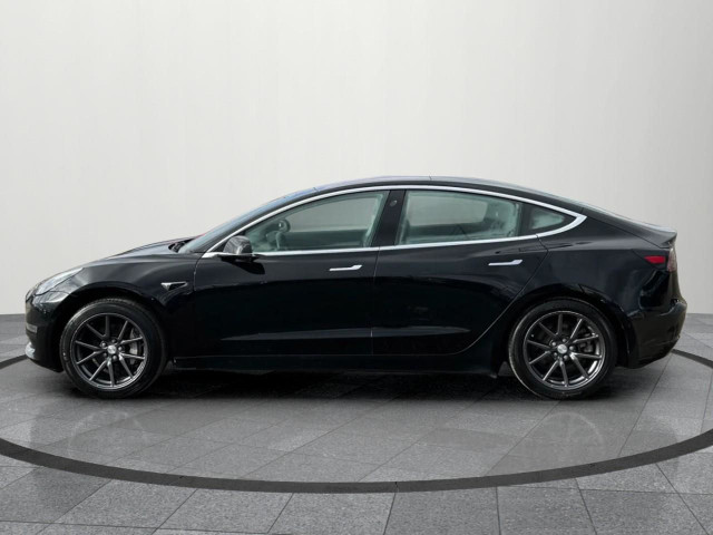 2018 Tesla Model 3 Long Range AUTOPILOT|| LONG RANGE|| CERTIF... in Cars & Trucks in Mississauga / Peel Region - Image 3