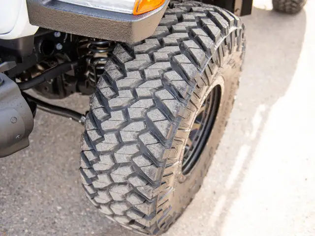 2025 Jeep Wrangler Rubicon, 2 Inch Lift, 38 Inch Tires & MORE in Cars & Trucks in Calgary - Image 9