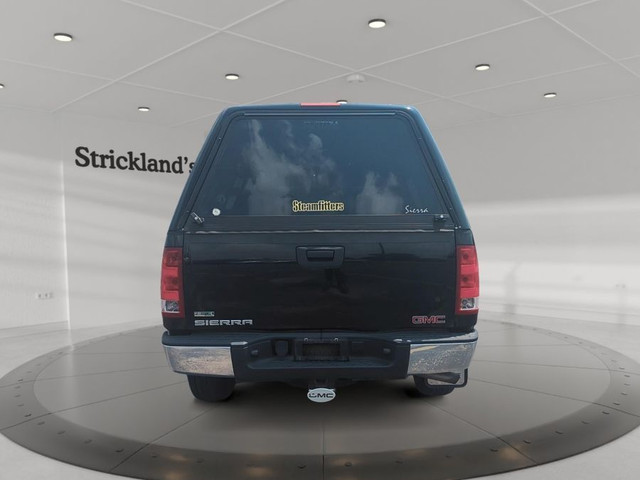 2011 GMC SIERRA 1500 SLE Ext Cab Long Box in Cars & Trucks in Stratford - Image 4