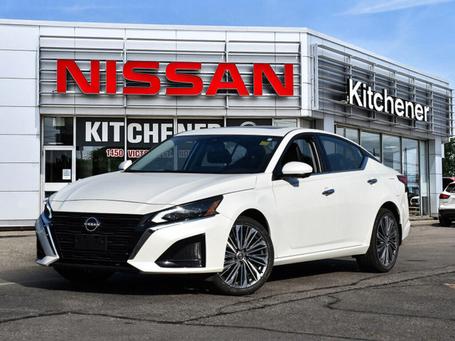 2024 Nissan Altima Platinum in Cars & Trucks in Kitchener / Waterloo