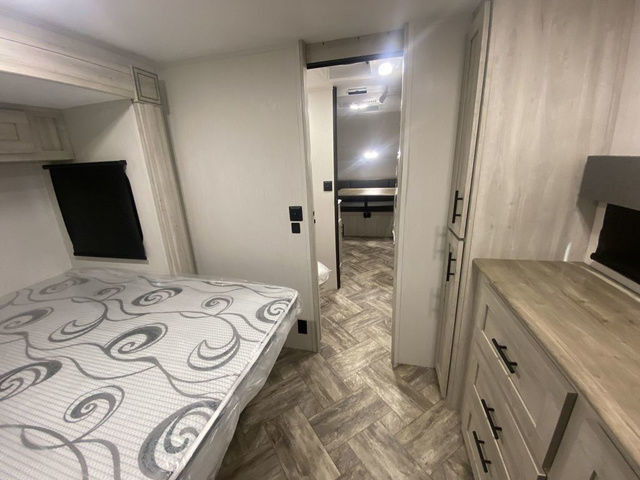 2023 Forest River WILDCAT 169QBX in Travel Trailers & Campers in Edmonton - Image 4