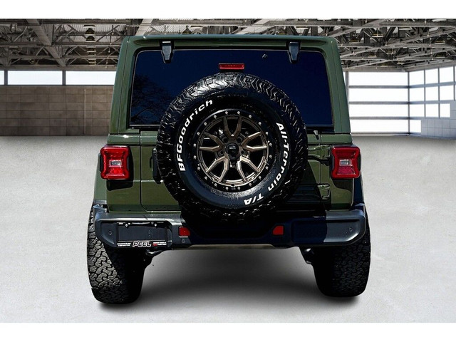  2022 Jeep Wrangler Sahara | LOADED | Adv Safety | 35\" Tires |  in Cars & Trucks in Mississauga / Peel Region - Image 4