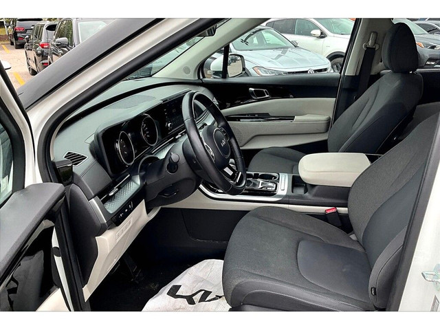 2024 Kia Carnival Plus in Cars & Trucks in Barrie - Image 2