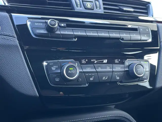 2020 BMW X2 XDrive28i in Cars & Trucks in Laval / North Shore - Image 28