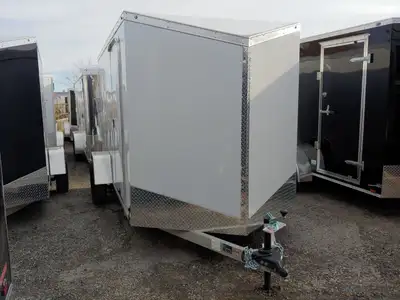 *** INCLUDES FREIGHT & PDI - Just Add Taxes 5 X 8 Aluminum V-Nose Single Axle Enclosed Cargo Trailer...