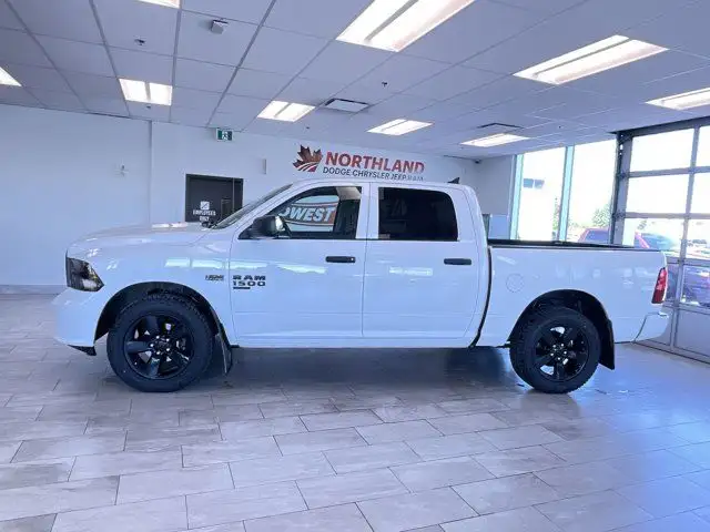 2023 Ram 1500 Classic Express | 4X4 | Backup Camera in Cars & Trucks in Prince George - Image 12