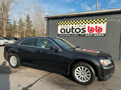 2011 Chrysler 300 ( 124 000 KM - PROPRE )