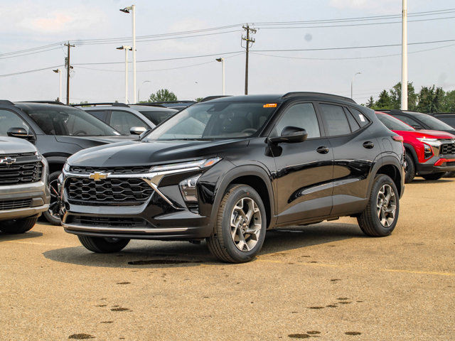 2025 Chevrolet Trax LT in Cars & Trucks in Edmonton - Image 4