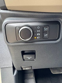 AMVIC Licensed Engine: 4 Cylinder Engine 2.3L L/100Km City: 12.1 L/100Km Hwy: 11.2 Safety Equipment... (image 9)