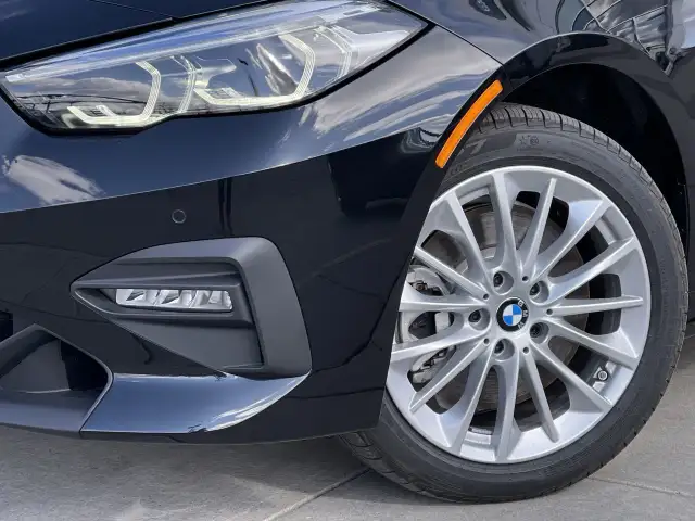 2024 BMW 2 Series dans Autos et camions dans Calgary - Image 19