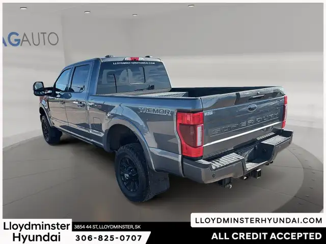 2022 Ford Super Duty F-350 SRW dans Autos et camions dans Lloydminster - Image 9