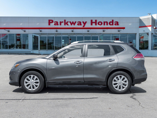 2015 Nissan Rogue SV LOW KMS | NO ACCIDENTS in Cars & Trucks in City of Toronto - Image 4