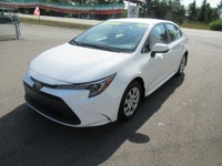 Fresh off lease from Toyota Corolla is a one owner and it is in super condition! Two keys, clean Car... (image 3)