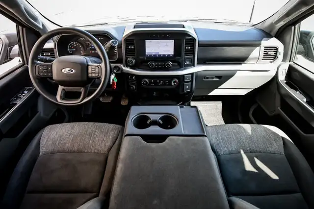 2023 Ford F-150 XLT • NAV • PARK ASSIST • POWER SEAT • BEDLINER in Cars & Trucks in Ottawa - Image 16