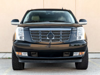 CARGET AUTOMOTIVE is thrilled to offer this 2012 Cadillac Escalade, a full-size luxury SUV offering... (image 1)