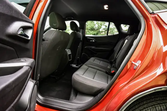 2024 Chevrolet Trax 1RS - Remote Start - Heated Seats in Cars & Trucks in Cornwall - Image 28
