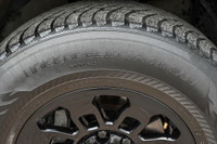 Engine: Moteur V6 4.0L L/100Km City: 14.8 L/100Km Hwy: 12.5 (image 7)
