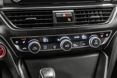 2019 Honda Accord Sedan Touring CVT| Caméra | Toit ouvrant | Car, View more