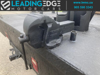 6.7L Power Stroke, 4 integrated auxiliary switches, FM/AM stereo, cruise control, storage containers... (image 6)