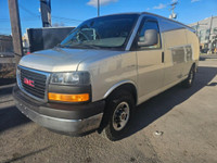 2010 GMC Fourgonnette Savana utilitaire 3500 V8 155 Long Toute é