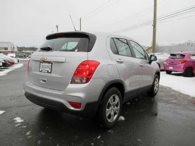 2018 Chevrolet Trax LS CLEAN CARFAX AND LOW KM!! in Cars & Trucks in City of Halifax - Image 4