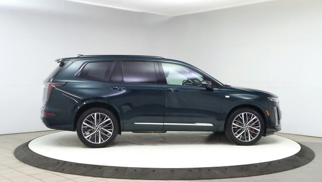 2024 Cadillac XT6 AWD Sport in Cars & Trucks in Lethbridge - Image 2