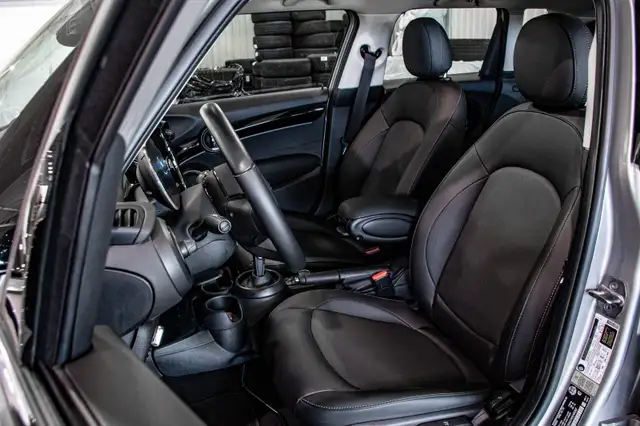 2024 MINI 5 Door COOPER TOIT OUVRANT NAVIGATION CAM CUIR AUCUN D in Cars & Trucks in City of Montréal - Image 5