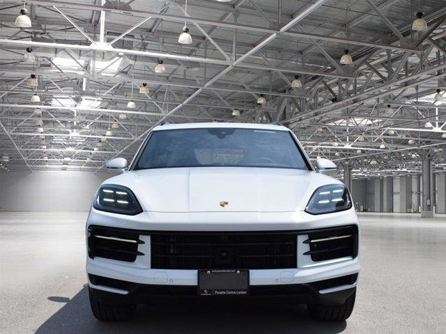 2024 Porsche Cayenne S E-Hybrid in Cars & Trucks in London - Image 4