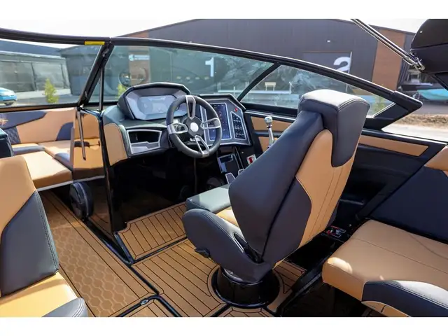 2024 Mastercraft XT 24 in Powerboats & Motorboats in Québec City - Image 22