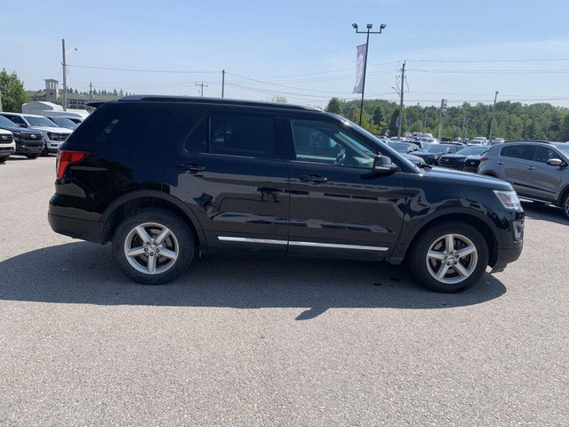 2017 Ford Explorer XLT - Leather/Roof/Heated Seats + More!!! in Cars & Trucks in Kawartha Lakes - Image 4