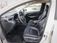 Low Mileage, Heated Seats, Lane Keep Assist, Proximity Key, Blind Spot Detection, Apple CarPlay! Com... (image 7)