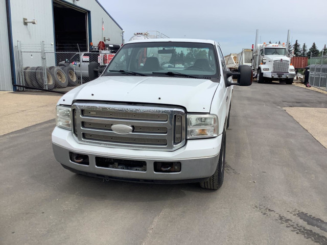 2007 Ford F350 in Cars & Trucks in Edmonton - Image 2