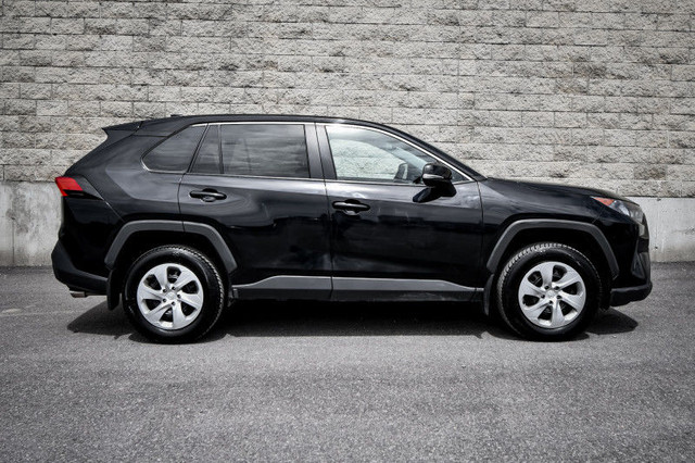 2023 Toyota RAV4 LE • HEATED SEATS • CP/AA • LANE KEEP ASSIST in Cars & Trucks in Kingston - Image 2