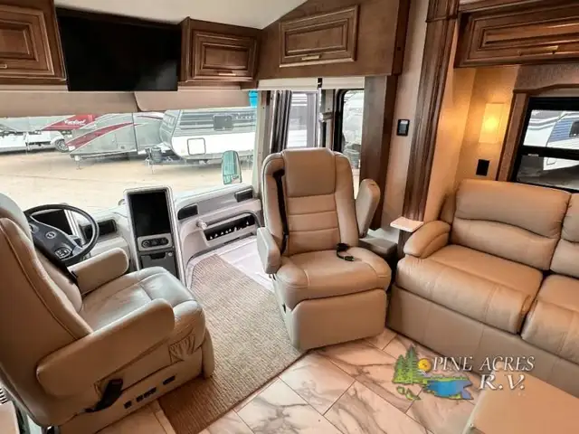 2023 Entegra Coach Cornerstone 45B 605 h.p. 26K Miles in RVs & Motorhomes in Moncton - Image 24