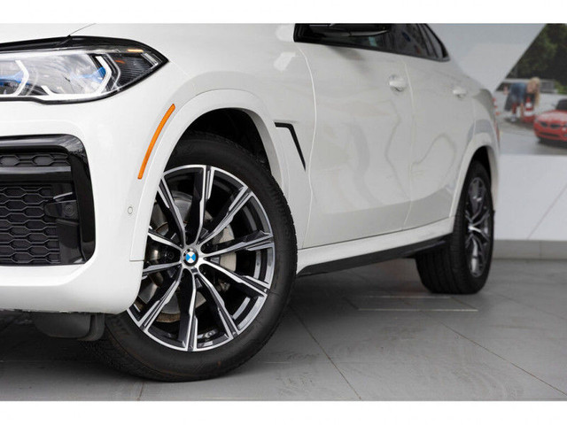 2023 BMW X6 xDrive40i in Cars & Trucks in Vancouver - Image 2