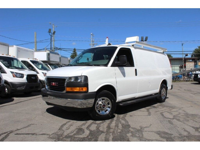 2020 GMC Savana Cargo Van 2500 CARGO 59.000 KM 6.0 LITRES RACK A in Cars & Trucks in Laval / North Shore - Image 3