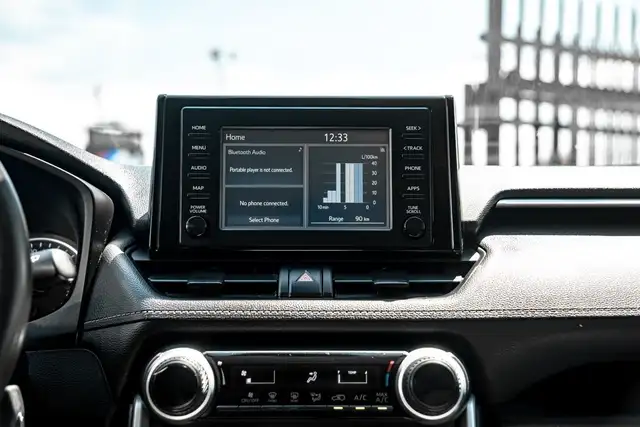 2020 Toyota RAV4 LE | CAM | HEATED SEATS | ONE OWNER in Cars & Trucks in City of Toronto - Image 14