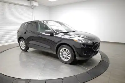 LANE DEPARTURE WARNING, AUTOMATIC HIGHBEAMS, PRIVACY GLASS, REAR SPOILER, HEATED FRONT SEATS, SMART...