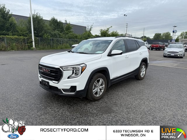 2024 GMC Terrain SLE in Cars & Trucks in Windsor Region