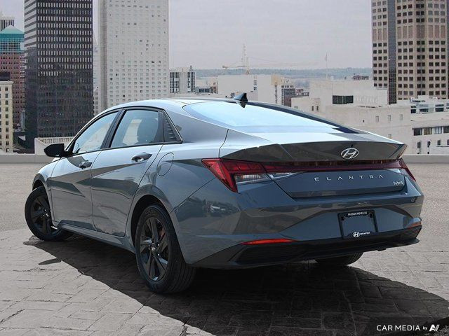 2022 Hyundai Elantra Hybrid Preferred | No Accidents | BlueLink in Cars & Trucks in Calgary - Image 4