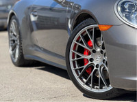 Pristine condition Porsche 911 Carrera 4S Coupe in truly pristine condition with only 23,281 KMs and... (image 6)