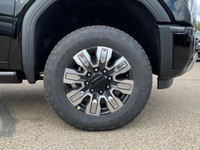 Sierra Denalis sharp proportions, mountainous stance and unmistakable front end creates a premium lo... (image 9)
