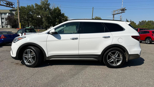2017 Hyundai Santa Fe XL Ultimate 1 Owner Luxury V6 AWD 7-Seater in Cars & Trucks in Calgary - Image 3