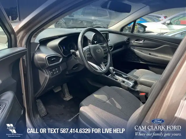 2020 Hyundai Santa Fe Preferred 2.4 ARRIVING SOON! dans Autos et camions dans Calgary - Image 7