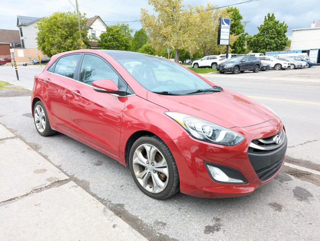 2014 Hyundai Elantra GT SE LEATHER INTERIOR, POWER SUNROOF/MO... dans Autos et camions  à Ottawa