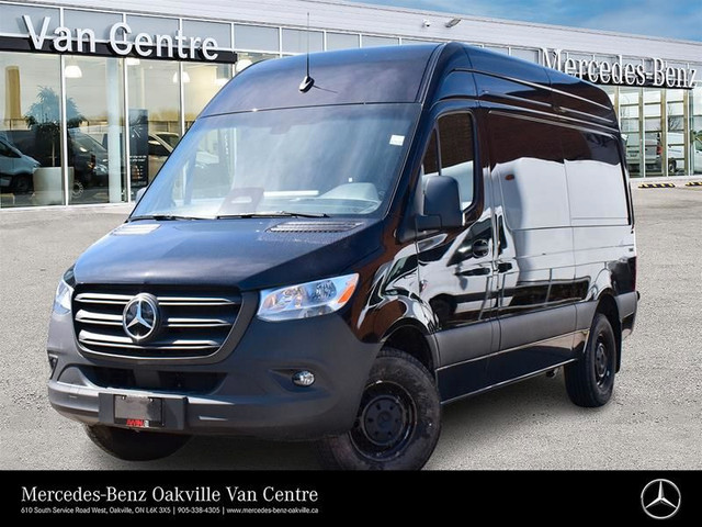 2025 Mercedes-Benz ESprinter Cargo Van in Cars & Trucks in Oakville / Halton Region